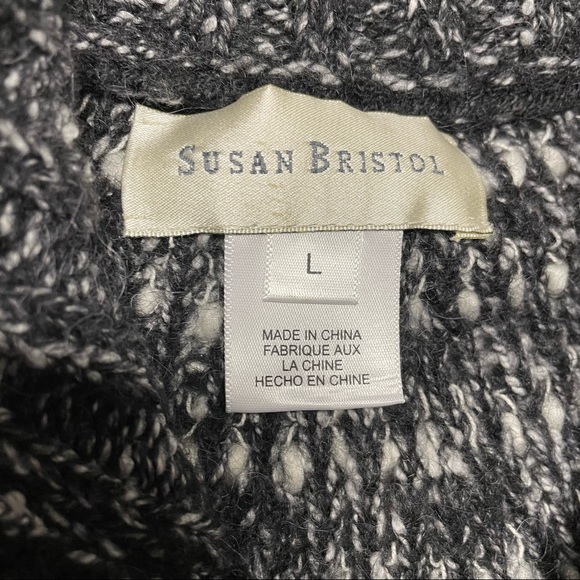 Susan Bristol Wool and Alpaca blend knitted zip up cardigan sweater. - Picture 3 of 12